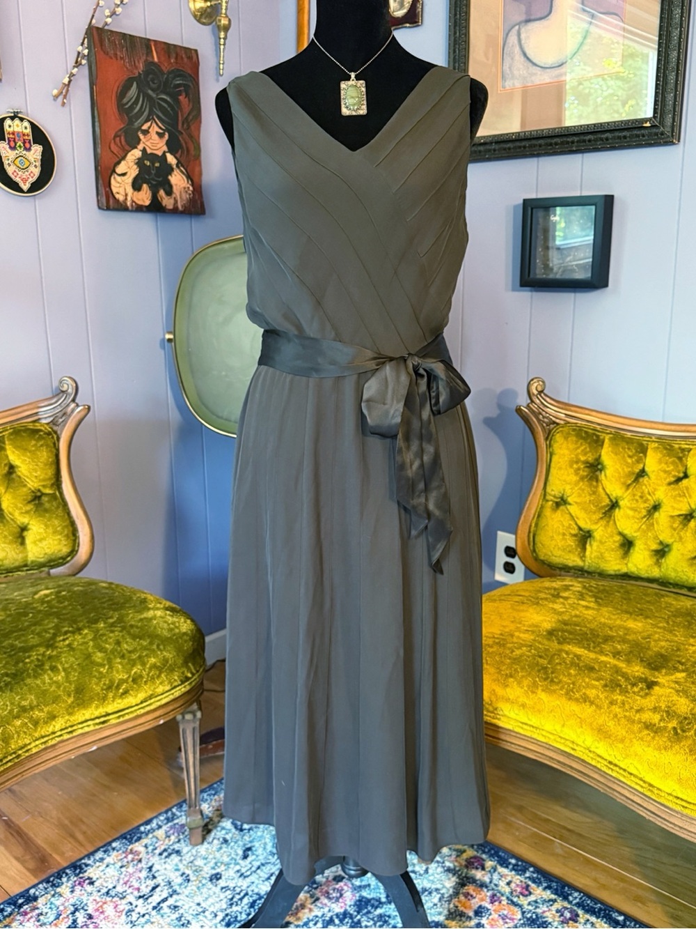 Vintage 90s/Y2k ELLEN TRACY 100% Silk Pleated Chevron Midi Dress Size 10